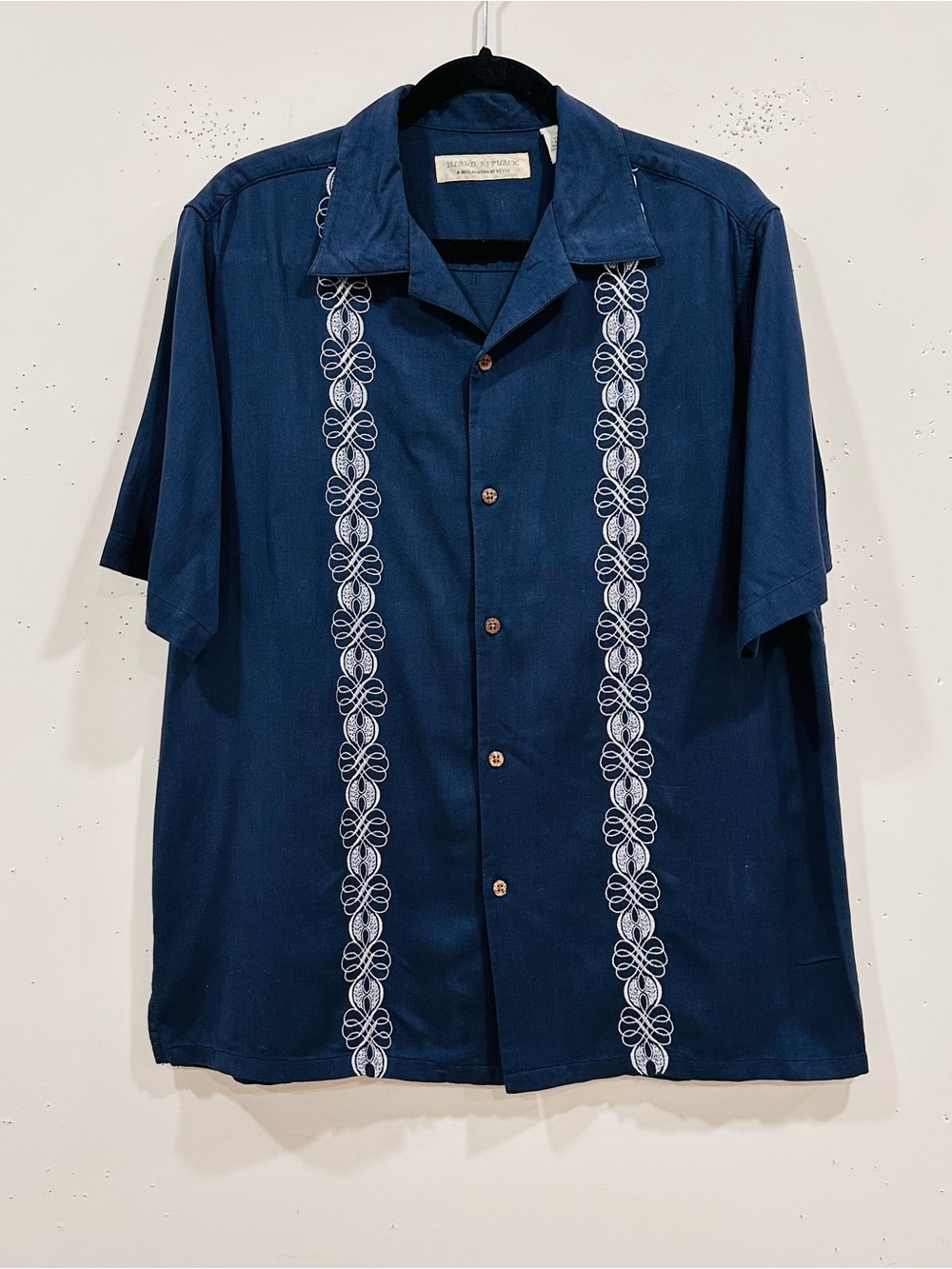 Island Republic 100% Silk Guayabera Shirt Men L Navy Blue Embroidered Camp